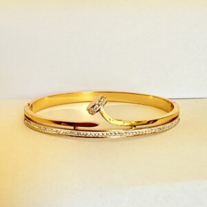 anti tarnish bracelet