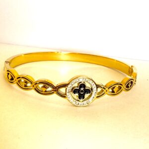 Bracelet – Anti-Tarnish Stainless Steel