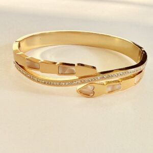 anti tarnish bracelet