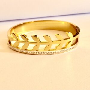 Bracelet – Anti-Tarnish Stainless Steel
